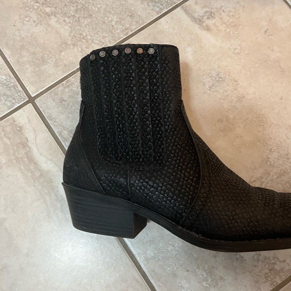 Blowfish Malibu Women Ankle Boots - Picture 4 of 9